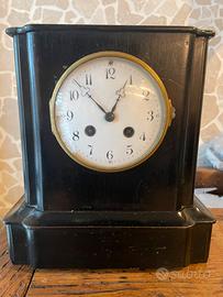 Orologio da tavoll in legno