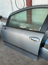 Sportelli e cofano grande punto