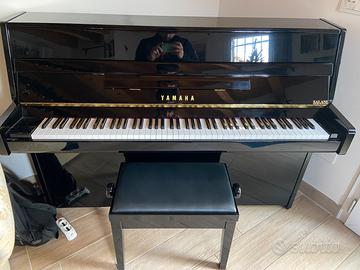 Pianoforte Yamaha B1