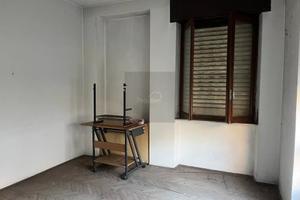 Bilocale da ristrutturare a Strona, 50 m²