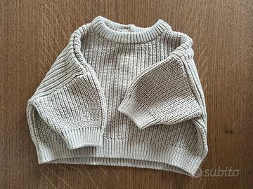 Assortimento pezzi abbigliamento neonato