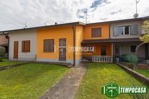 AMPIA VILLA A SCHIERA CON TAVERNA