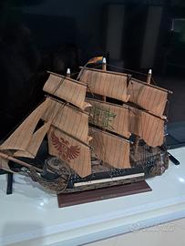 Modellino fregata spagnola