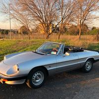 Alfa Romeo Spider 2.0