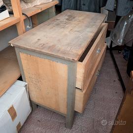 Cassettiera bassa vintage in legno - 2 cassetti