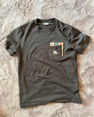 T-shirt burberry