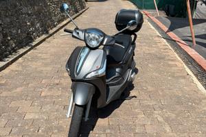 Liberty S 50, Tagliandato e gommato nuovo