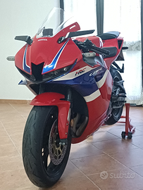 Honda CBR 600 RR 2024 HRC CON RACCOMANDATA HONDA