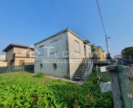 Casa indipendente da ristrutturare