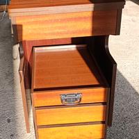 mobile x macchina da cucire+ cassettiera 