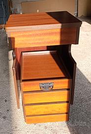 mobile x macchina da cucire+ cassettiera 