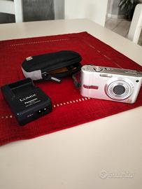 macchina fotografica Panasonic Lumix 