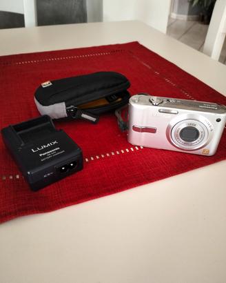 macchina fotografica Panasonic Lumix 