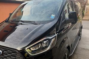 Tourneo Custom Active