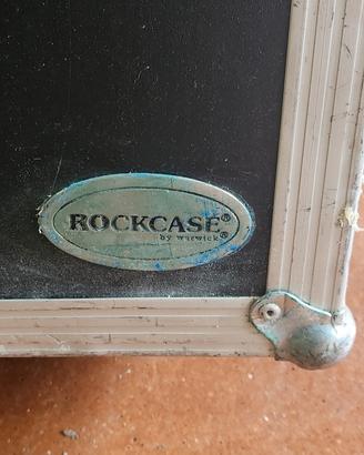 fliyng case warwick
