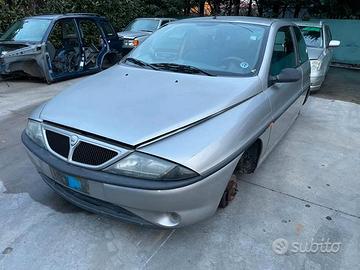Ricambi usati per Lancia Y 1.1 benz Elefantino '98