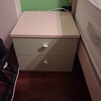 letto e comodino
