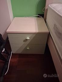 letto e comodino