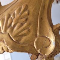 Candeliere antico dorato base tripode '700 oro