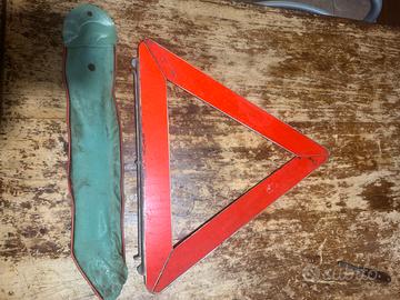Triangolo di emergenza vintage con custodia