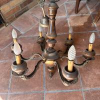 Lampadario classico con sei luci