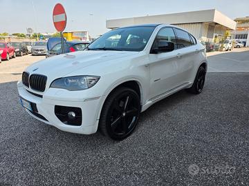 Bmw X6 xDrive30d Futura- SCHERMO GRANDE - PEDANE -