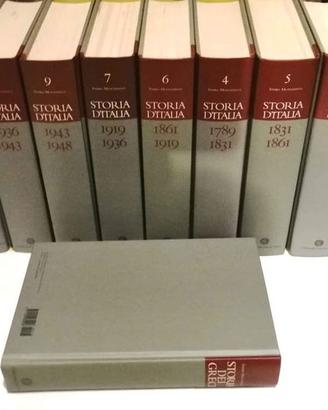 12 vol Storia d'Italia + 1 vol Storia dei GreciI.M