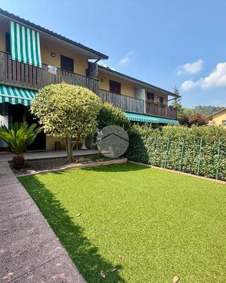 VILLA A SCHIERA A TRESCORE BALNEARIO