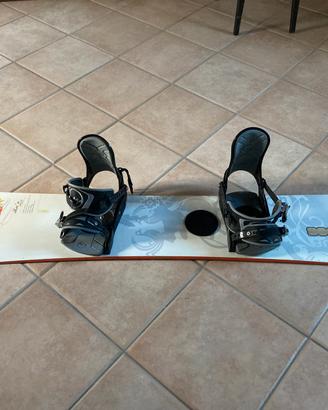 Tavola snowboard con attacchi Quechua