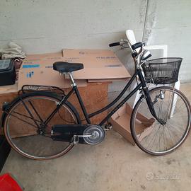 Bicicletta da donna Old Line da riparare