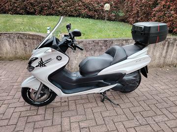 scooter Yamaha Majesty 400