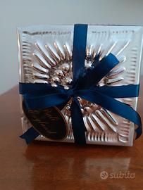 scatola metallica con potpourri 