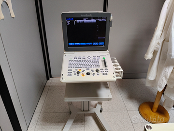 Apparecchio per ecografia