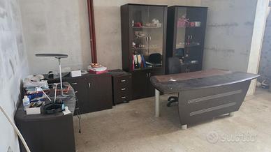 Ufficio in legno completo