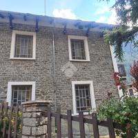 CASA INDIPENDENTE A GROSCAVALLO