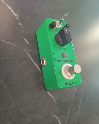 pedale per chitarra elettrica