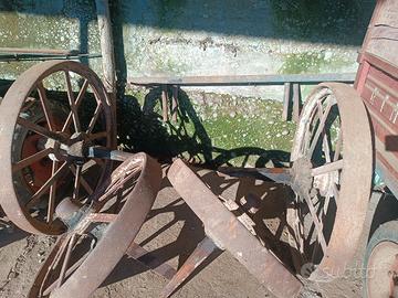 antiche ruote in ferro