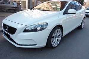 volvo V40 D2 2.0 120cv