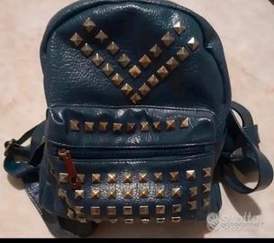 4 zainetti in ecopelle comodissimi 