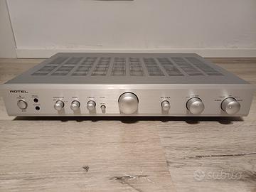 amplificatore rotel a 10