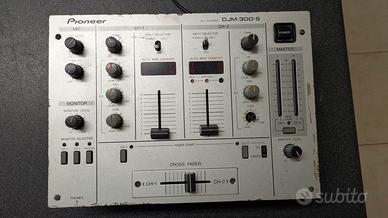 mixer pioneer DJM 300 S da riparare 