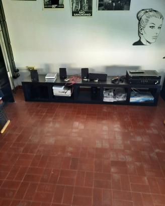 scaffale/ libreria 