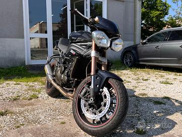 Triumph Speed Triple 1050 - 2011