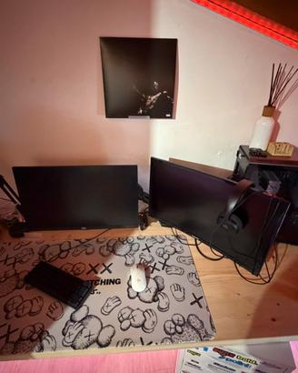 Postazione gaming (prezzo trattabile)