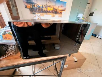 Forno a microonde LG nero con Smart Inverter