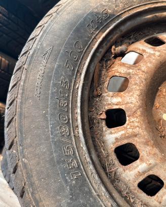 Ruote complete di cerchione e pneumatico