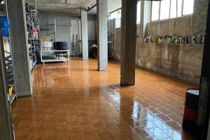 Magazzino, garage, deposito a VB centralissimo.