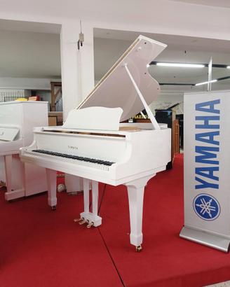 Pianoforte a mezza coda yamaha c3 bianco lucido