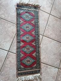 tappeto bukara annodato a mano