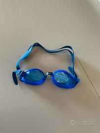 Occhialini piscina e nuoto